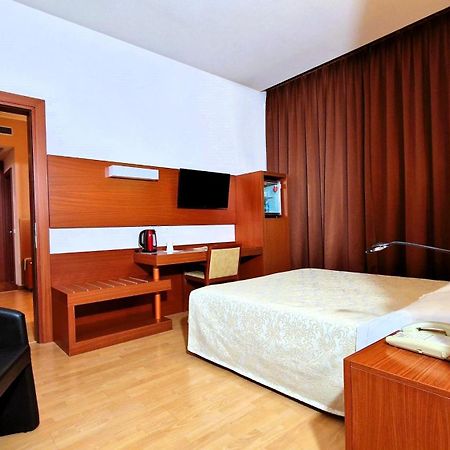 Bella Italia Palace Hotel 노바라 외부 사진
