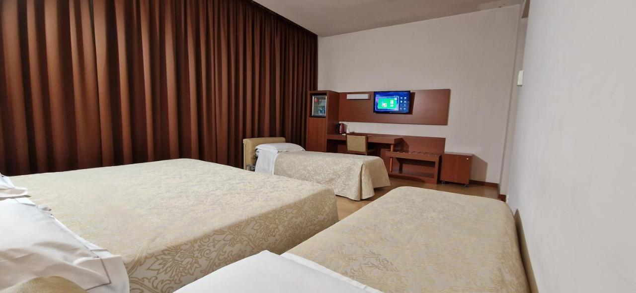 Bella Italia Palace Hotel 노바라 외부 사진