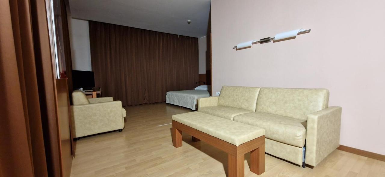 Bella Italia Palace Hotel 노바라 외부 사진