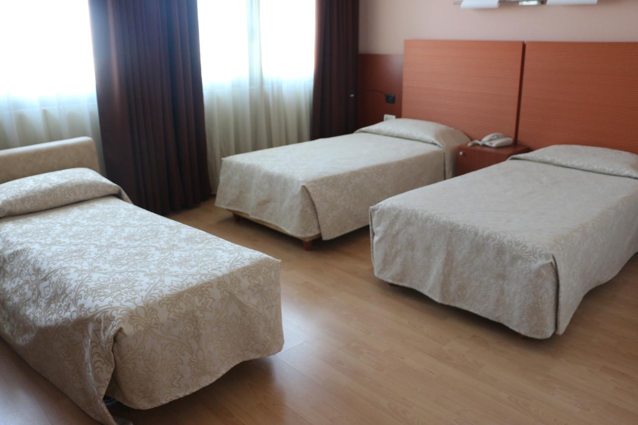 Bella Italia Palace Hotel 노바라 외부 사진